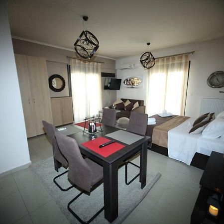 Kosmos Service Apartment City Center 1 With Additional Cost Parking Tessalónica Exterior foto
