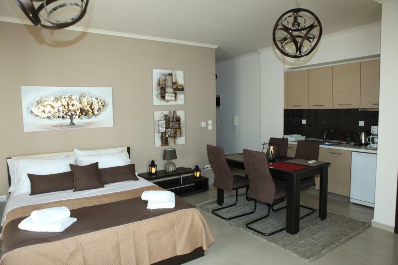 Kosmos Service Apartment City Center 1 With Additional Cost Parking Tessalónica Exterior foto
